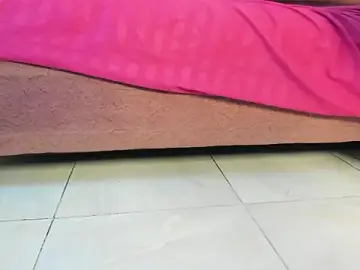 Stripchat Nude Webcam of lau_hotfox