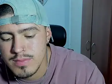 Stripchat Free Porn Cam of Baltazar_Dupont