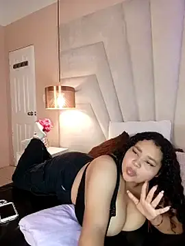 Stripchat Sex Cam of KITY_HILL