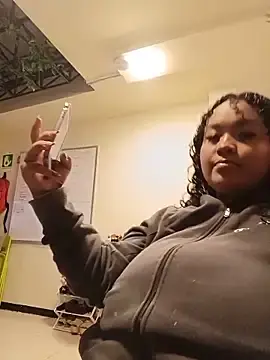 Stripchat Watch Live Sex Cams of KITY_HILL