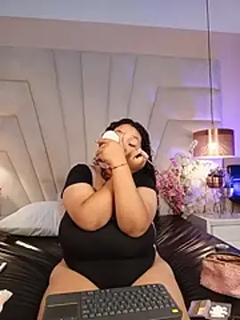 Stripchat Nude Webcam of KITY_HILL