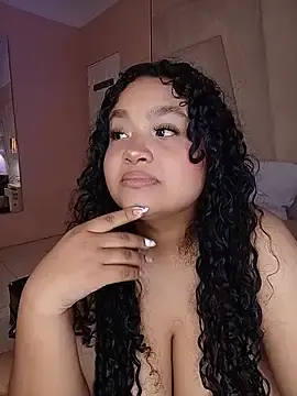 Stripchat Sex Cam of KITY_HILL
