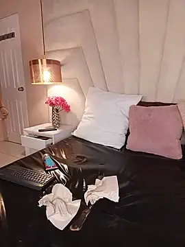 Stripchat Live Sex of KITY_HILL