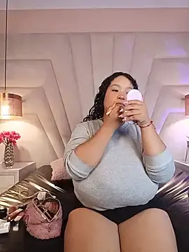 Stripchat Live Sex of KITY_HILL