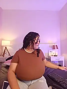 Stripchat Free Porn Cam of KITY_HILL