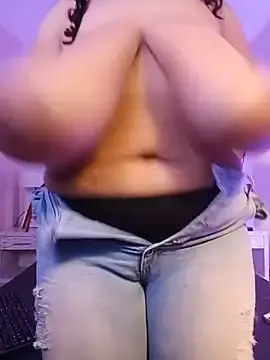 Stripchat Sex Cam of KITY_HILL