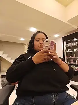 Stripchat Live Sex Cam of KITY_HILL