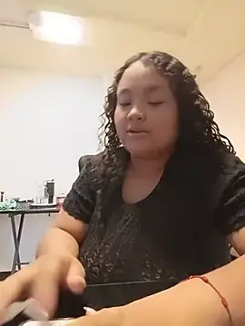Stripchat Free Porn Cam of KITY_HILL