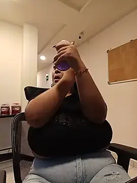 Stripchat Best Webcam of KITY_HILL