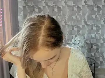 Stripchat Free Porn Cam of A_delina