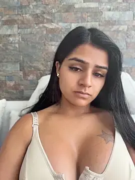 Stripchat Live Sex of AnnRosse18