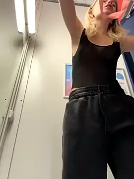 Stripchat Nude Webcam of SSSATIVA_model