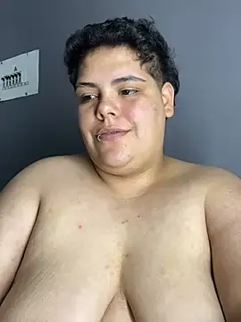 Stripchat Live Sex Cam of Hailey_Curvy