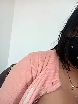 Stripchat Adult Webcam of neha-bhabhi