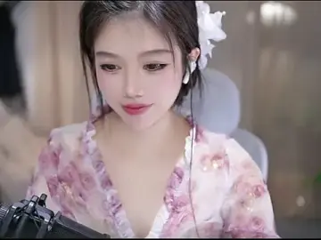 Stripchat Nude Webcam of Cecily