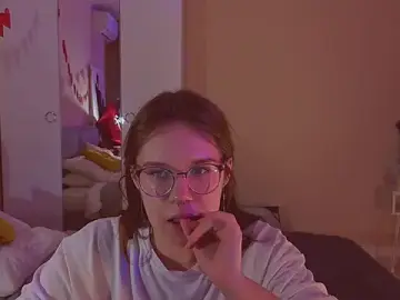 Stripchat Free Porn Cam of Mia_Luw