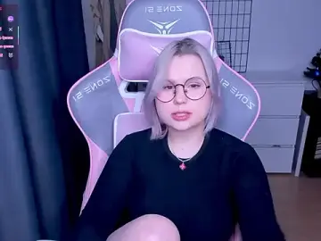 Stripchat Nude Webcam of miray_kuriyama123