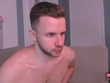 Stripchat Free Porn Cam of EnriqueBarberry