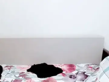 Stripchat Free Live Porn of MinniMaksy