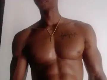 Stripchat Free Live Porn of drake_brwon_23