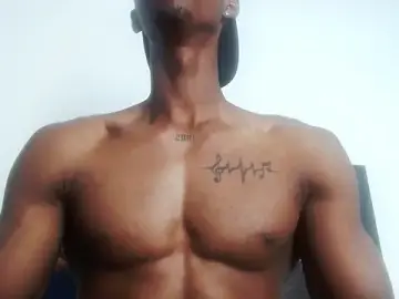 Stripchat Adult Webcam of drake_brwon_23