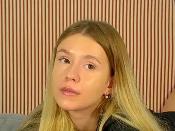 Stripchat Watch Live Sex Cams of MilanaBalmain