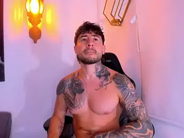 Stripchat Live Porn of ChrisMiller69
