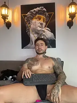 Stripchat Adult Webcam of ChrisMiller69
