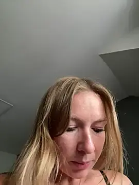 Stripchat Live Sex of BunnyDiamond1