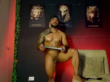 Stripchat Best live sex cam show of ERIC_HARRISON