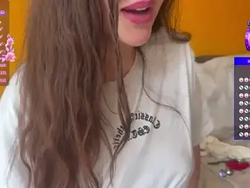 Stripchat Live Sex Cam of Elinatiranda