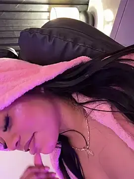 Stripchat Best live sex cam show of Madiee_Rhea