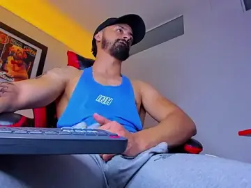 Stripchat Watch Live Sex Cams of MAXIMUS_MASTER_