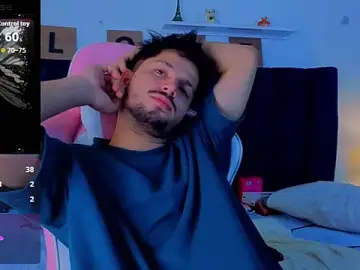 Stripchat Sex Cam of Issac_james_