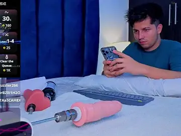 Stripchat Free Live Porn of Issac_james_