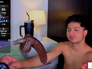 Stripchat Adult Webcams of Issac_james_