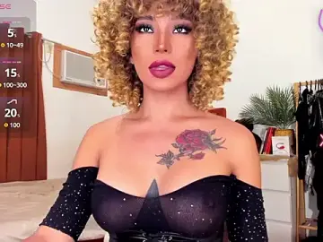 Stripchat Free Live Porn of Lustrous_Nathalie
