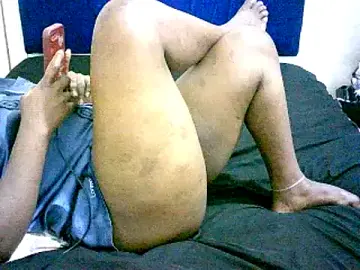 Stripchat Free Porn Cam of honeypotsweet