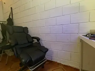 Stripchat Free Live Porn of Max_TheHorseDick