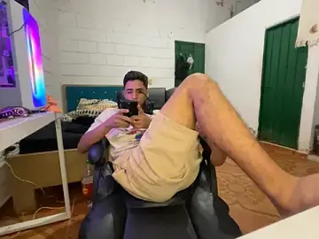 Stripchat Live Porn of Max_TheHorseDick