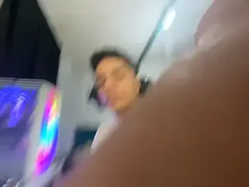 Stripchat Adult Webcam of Max_TheHorseDick