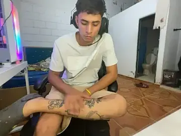 Stripchat Sex Chat of Max_TheHorseDick