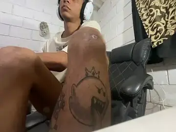 Stripchat Free Live Porn of Max_TheHorseDick
