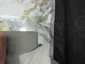 Stripchat Sex Cam of Sarah_paul