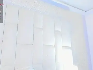 Stripchat Live Porn of andrea_alvarz