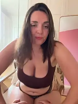 Stripchat Nude Webcam of Chloe-ta