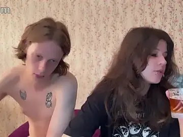 Stripchat Adult Webcam of Crystal_Love_Porn