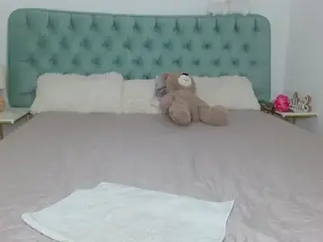 Stripchat Live Sex Cam of Erika_bestboobs