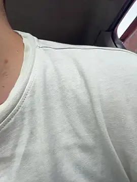 Stripchat Free Porn Cam of Pablo_Hornyguy95