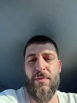 Stripchat Watch Live Sex Cams of Pablo_Hornyguy95